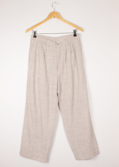 Woolen trousers in beige