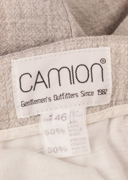Woolen trousers in beige
