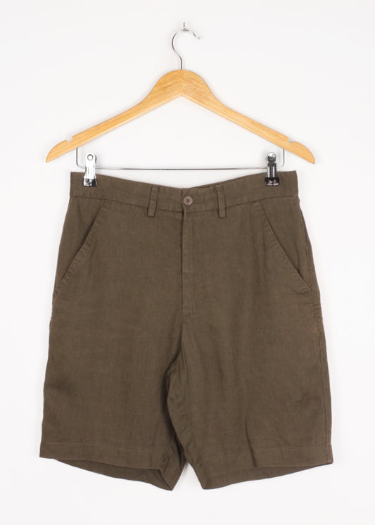 Linen shorts in green