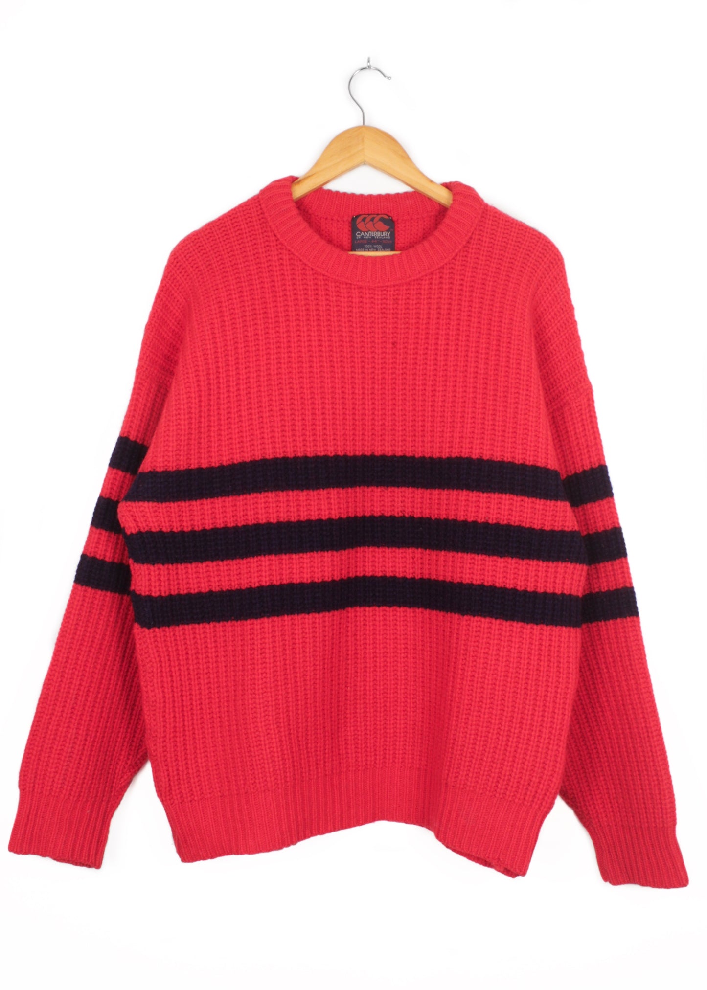 Woolen sweater in red and navy