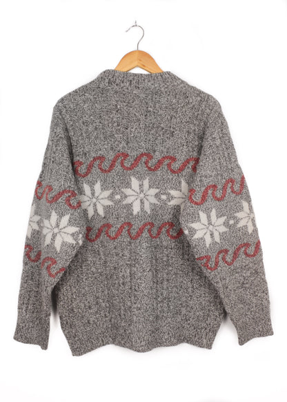 Vintage woolen sweater in grey