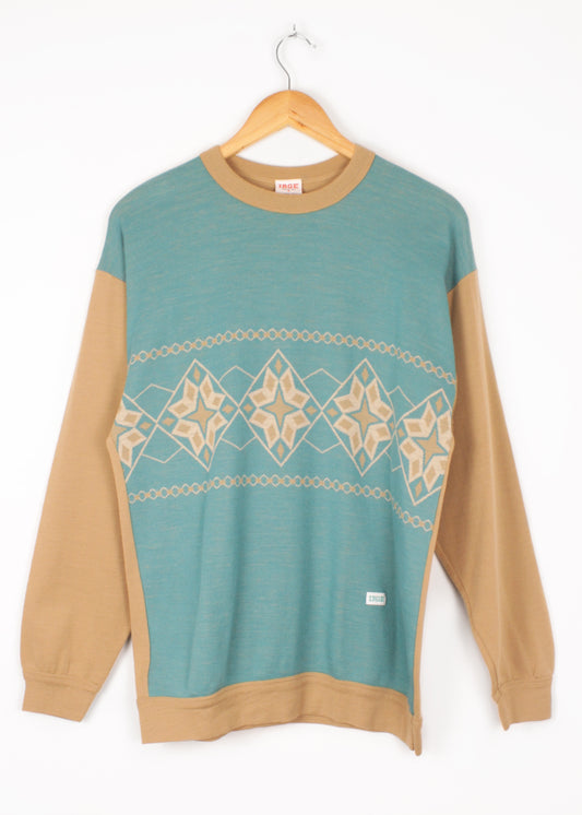 Woolen jumper in sand and blue