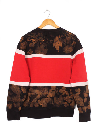 Levi's sweatshirt in black and red with embroidery