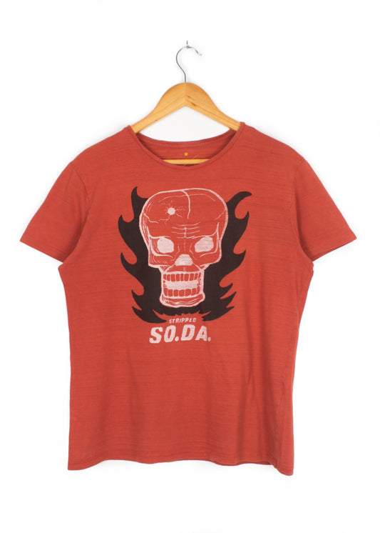 Red printed tee