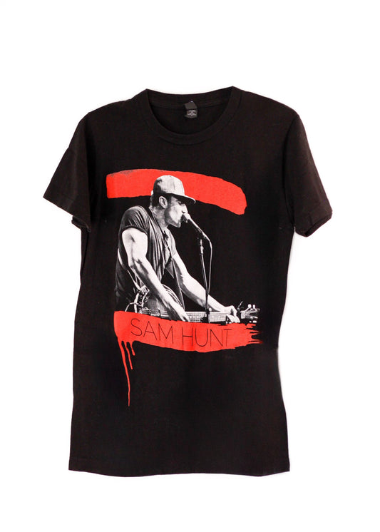 Retro Sam Hunt tee in black