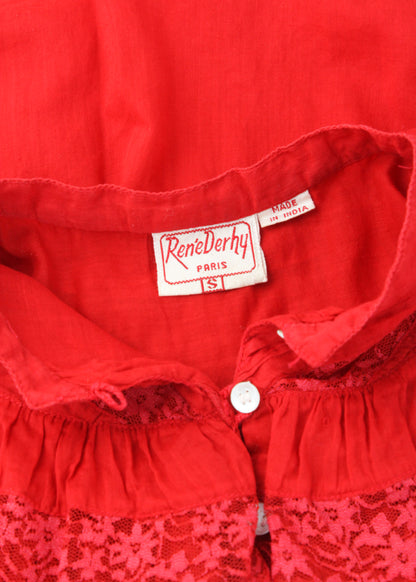 Vintage blouse in red