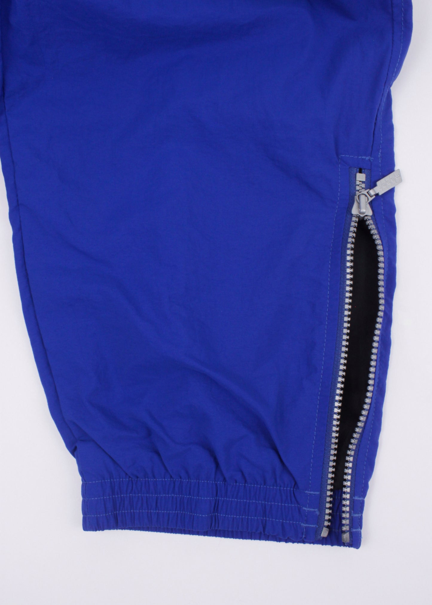 Vintage wind pants in blue (with pockets)