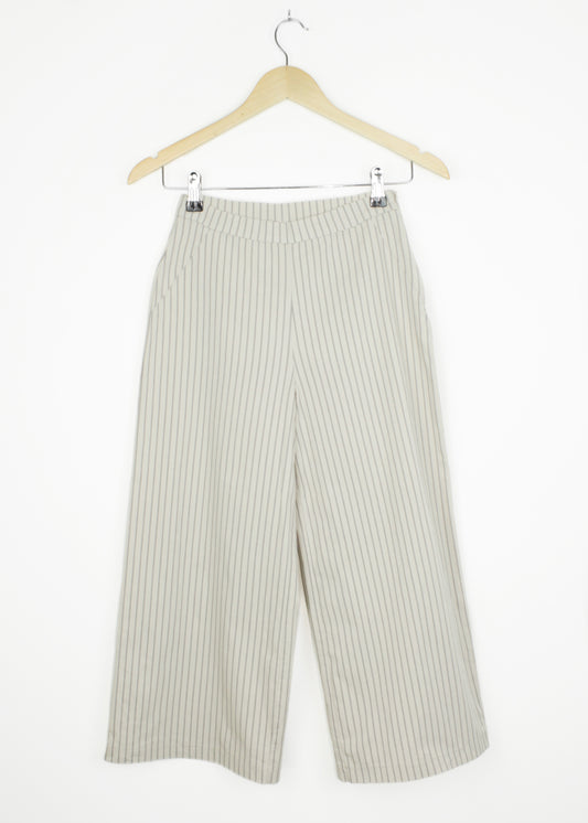 Striped culotte in beige