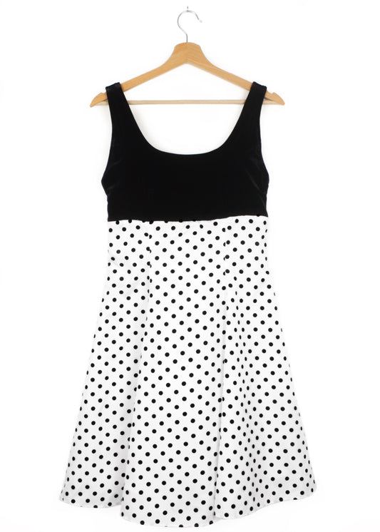 Vintage dotted dress in black and white