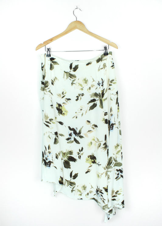 Vintage floral printed asymmetrical skirt