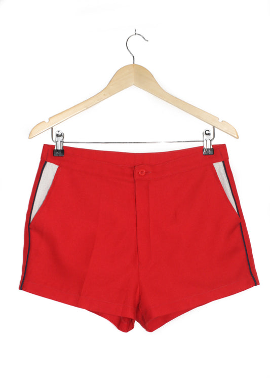 Vintage tennis shorts in red (with pockets)