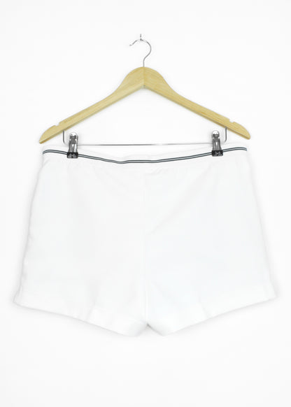 Etirel tennis shorts in white (with pockets)