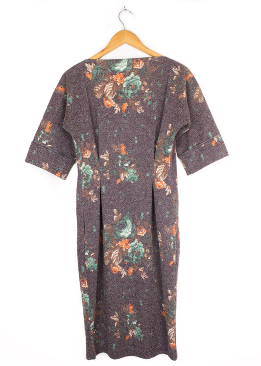 Vintage dress in grey with floral print
