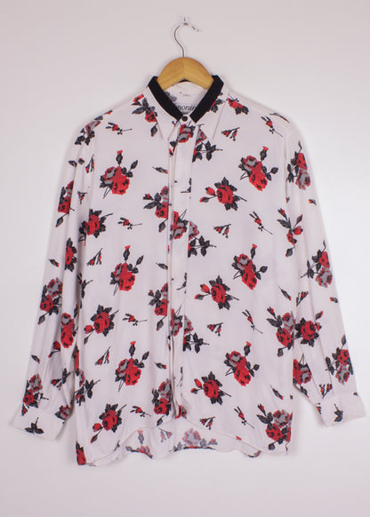 Vintage blouse in white and red