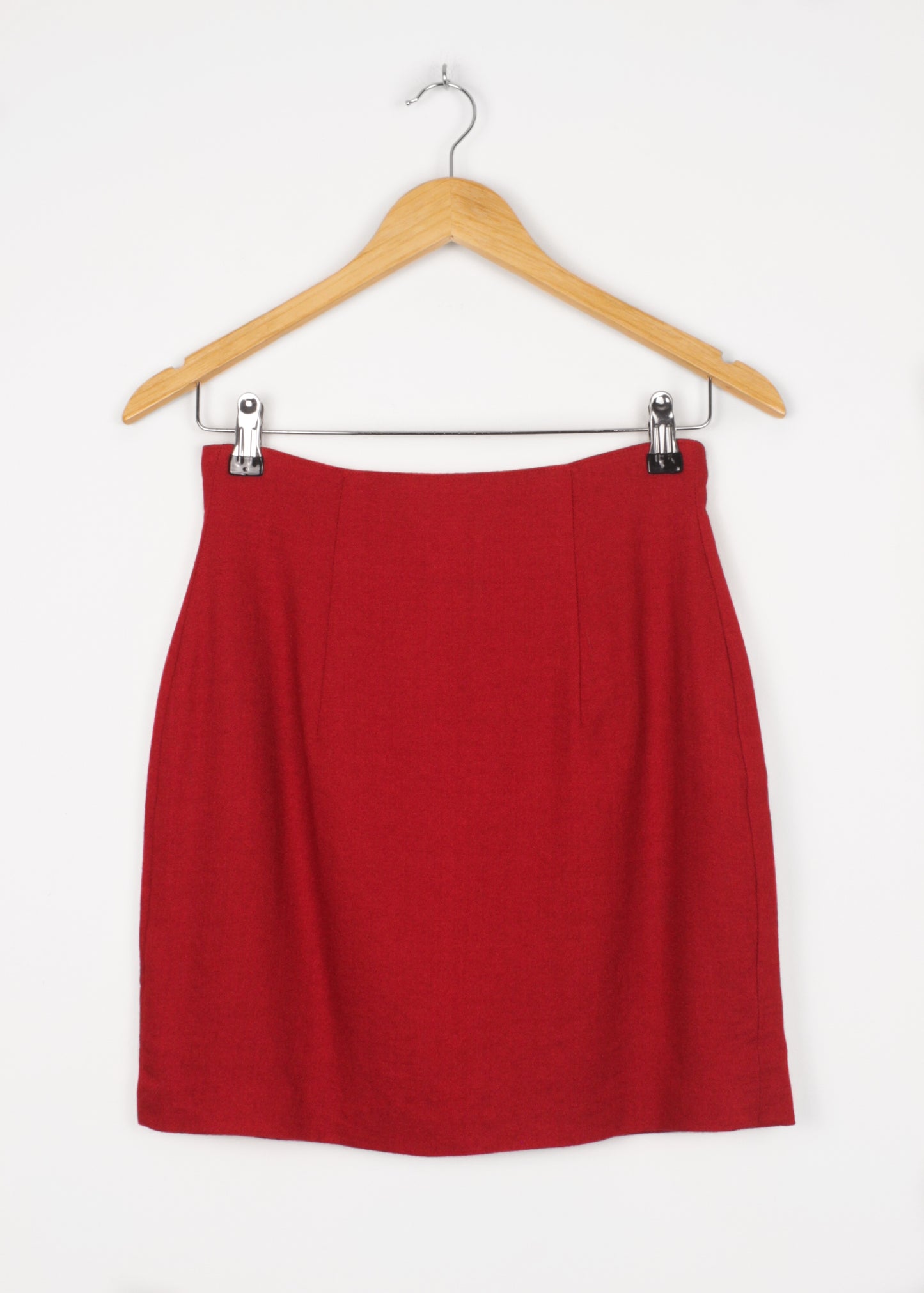 Vintage button mini skirt in red