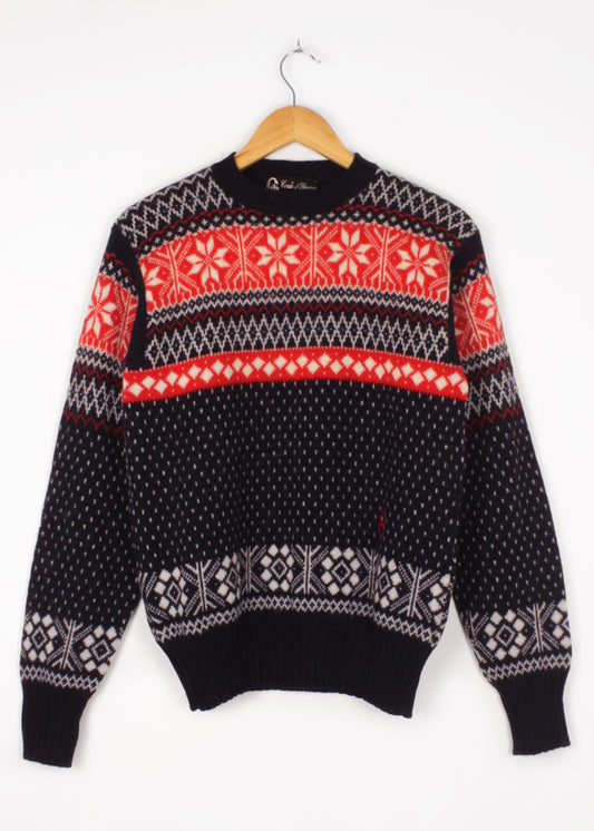 Vintage woolen xmas sweater